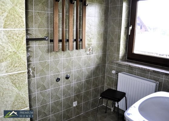 Angerberg - Bauernhof/Wohnbereich zum Mieten - Bad OG mit Waschmaschinenanschluss