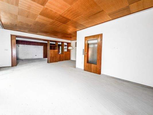 Wohnzimmer mit Esszimmer