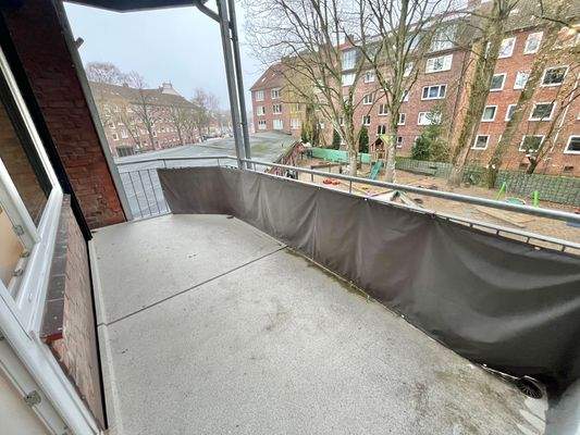 über 8 m2 großer Südwest-Balkon