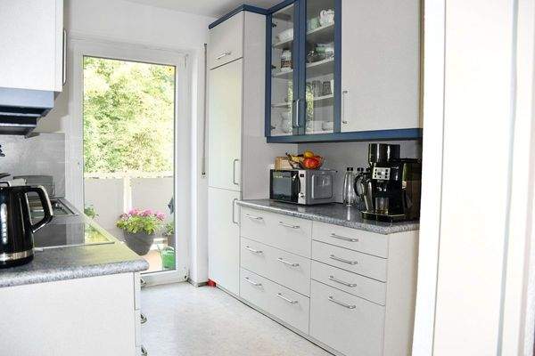 7 EG - WHG2 - Küche mit Balkonzugang.JPG