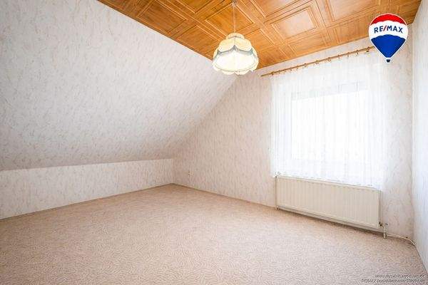 Büro OG (KI Generiert)