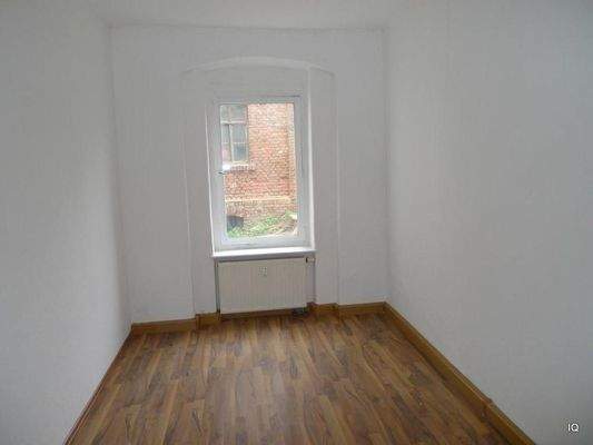 schmales Schlafzimmer