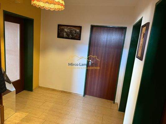 Flur Treppenhaus/Keller