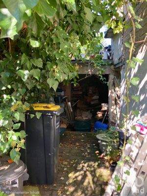 Unterstand unter Terrasse