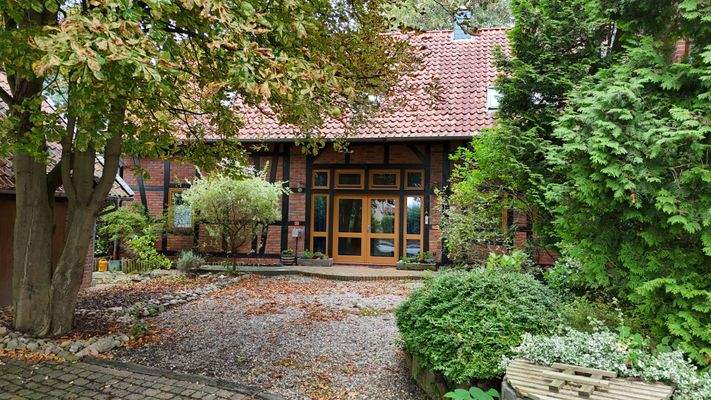 002 linke Hausseite.jpg