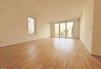 Wohnküche Richtung Balkon