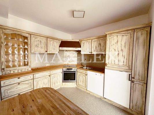 Küche Wohnung 1. OG-cmpr