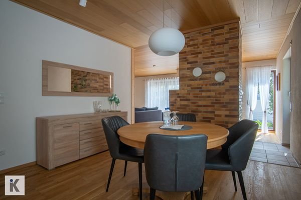 Esszimmer II
