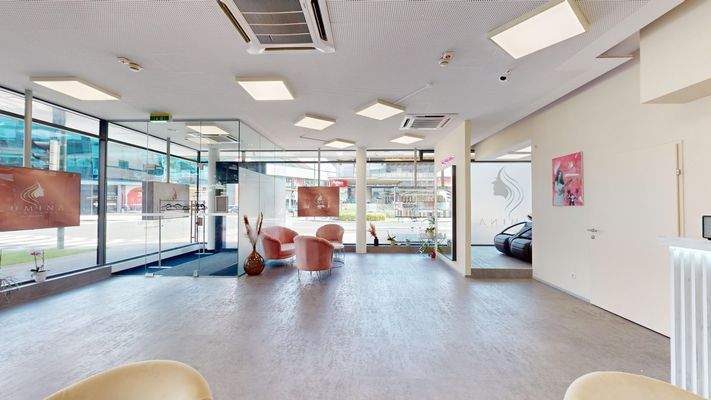 große Schaufensterfläche