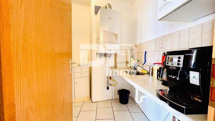 2.OG Küche / Pantry / Dusche vorbereitet