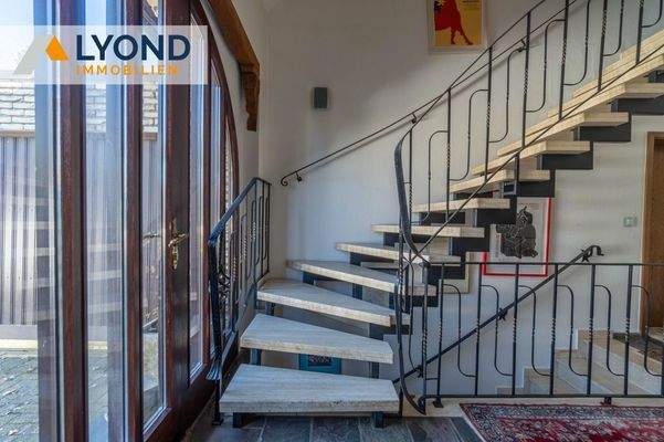 LYD 4954 - Altbau Treppenhaus