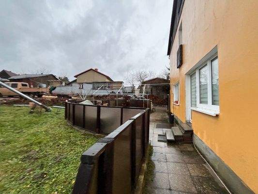 004020156800_302_345_09042025215641931