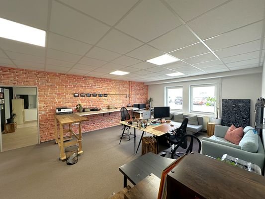Büro 1