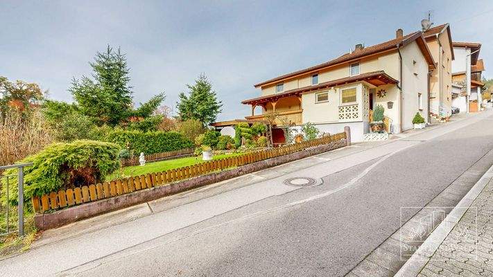 Hausansicht von Fladensteinstraße