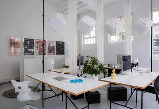 Schreibtischplätze 1