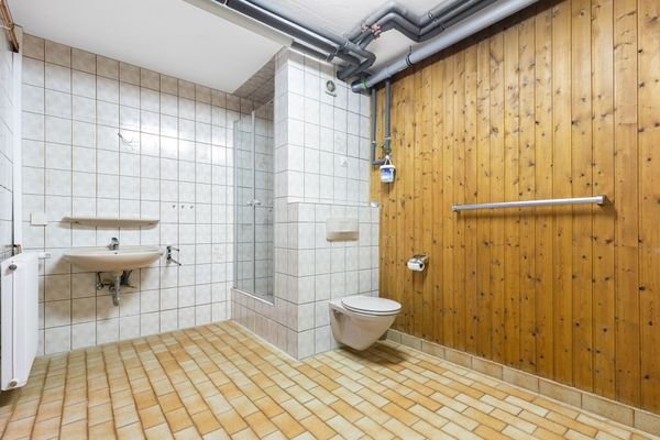 Badezimmer KG