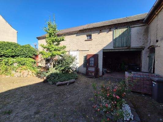 Scheune und Nebengelass