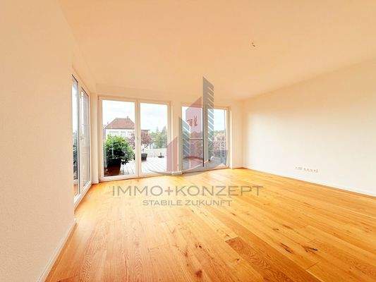 mit Zugang zur Dachterrasse