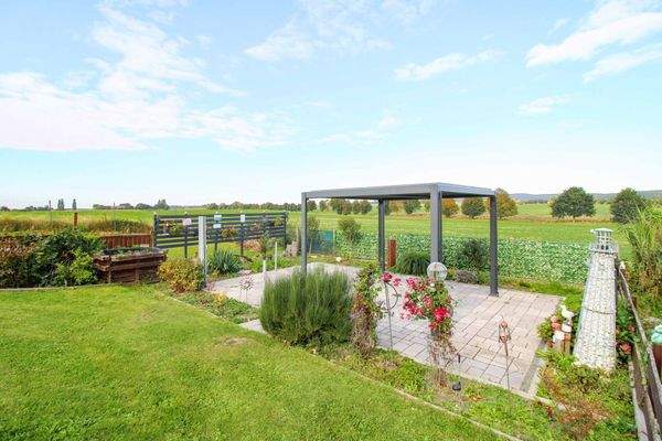 Terrasse mit unverbautem Blick