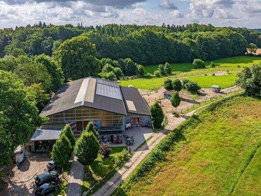 Die Reithalle - exzellent ausgesattete.jpg