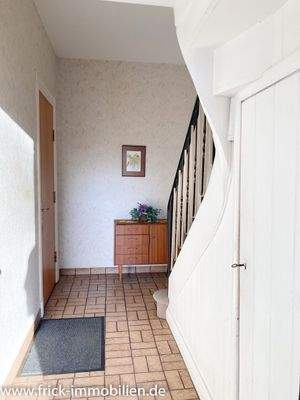 18-Flur Nebeneingang.JPG