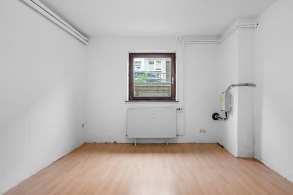 Souterrain Zimmer Straße