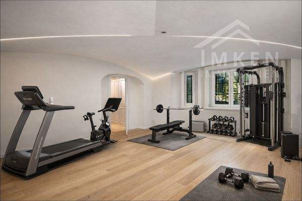 Gym im UG - KI generiert