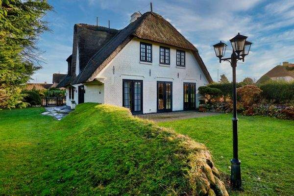 K1024_04_Aussenaufnahmen_Objektaufnahmen_Esling Wu