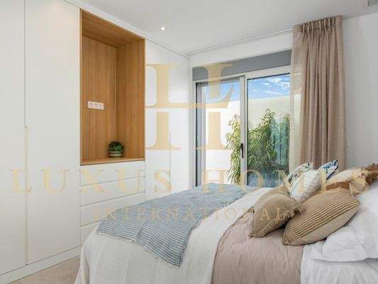 BAJA RESOLUCION (37)