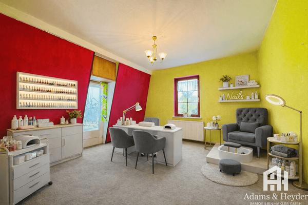 OG Nagelstudio (Einrichtungsbeispiel)