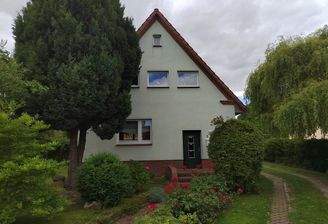 Haus Vorderansicht