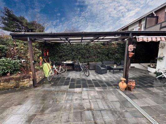 Überdachter Terrassenbereich