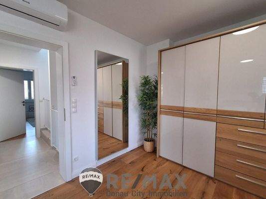 9 Schlafzimmer DHH 2201