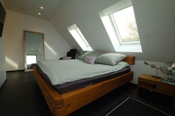 A4B804EA-106C-4728-A14B-412063DF128B-18734-00000D1E718F262D