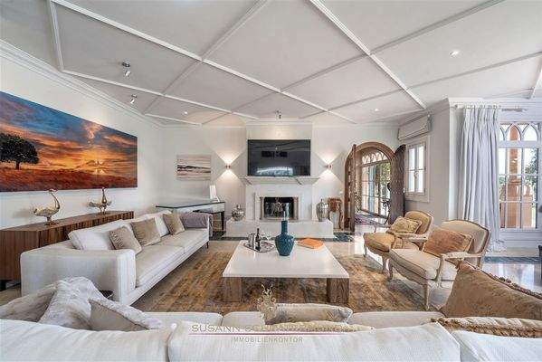 Großzügiger Wohnbereich