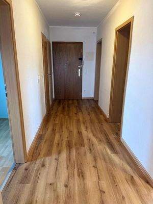 Geräumige 4-Zimmerwohnung mit toller Aussicht zu verkaufen! in Nienburg (Weser)