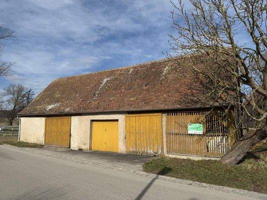 Garagen/Maschinenhalle