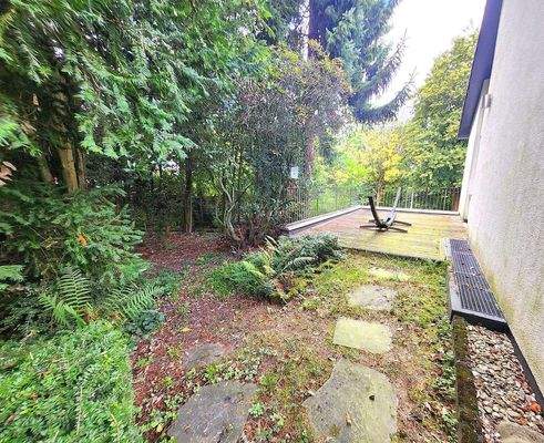 AUSSENTERRASSE WOHNUNG 1. OBERGESCHOSS