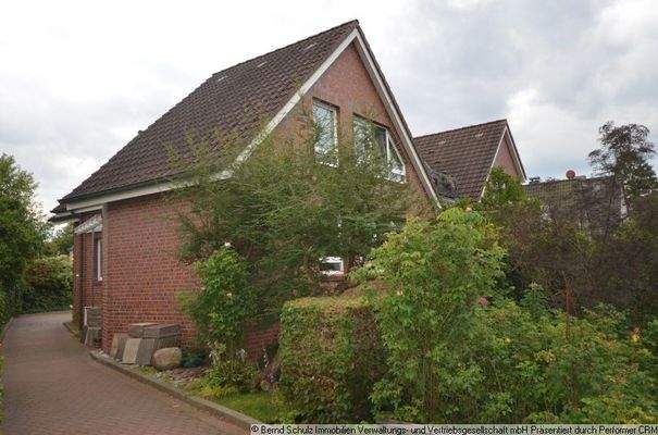 02 Objektansicht Straßenseite