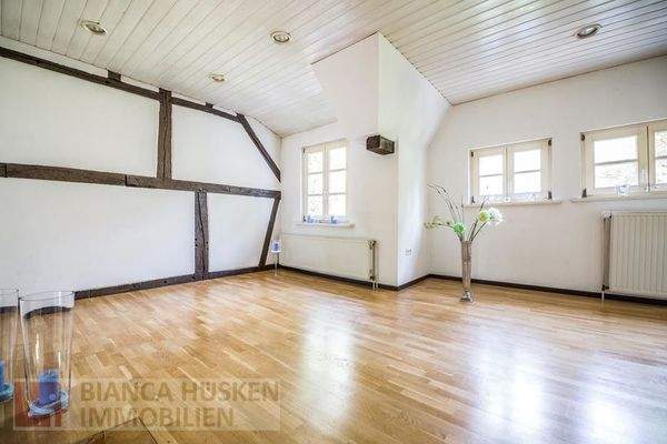 Visualisiert: so könnte es aussehen. Lassen Sie das Fachwerk hell erstrahlen