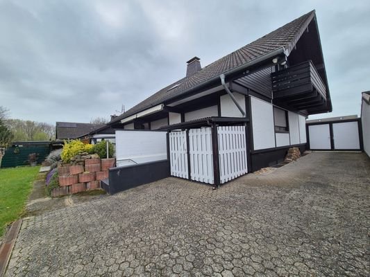 Hausansicht Garten.jpg