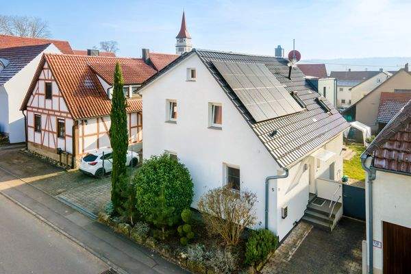 Außenansicht Straßenseite