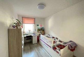 Kinderzimmer / EG links