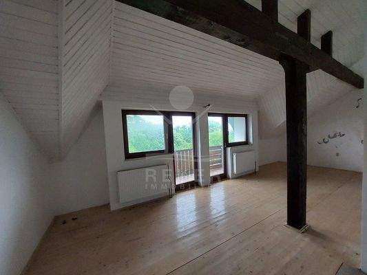 Lichtdurchströmt und geräumig