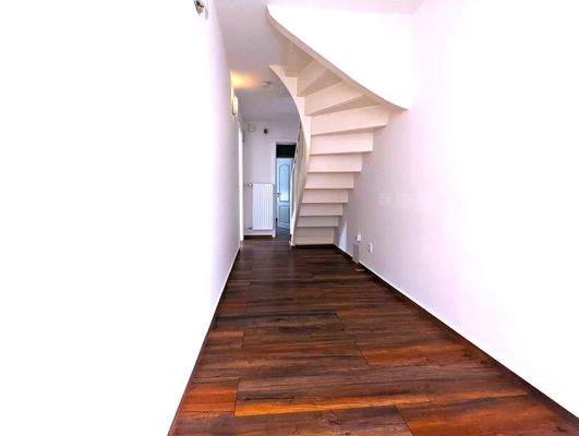 PXL_20251003_084054005