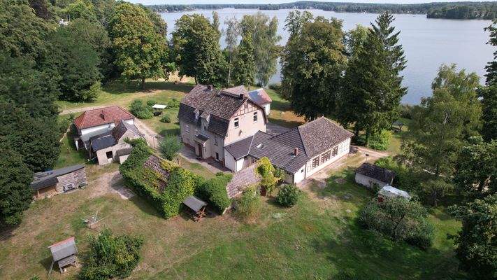 Waldfrieden mit allen Gebäuden.JPG