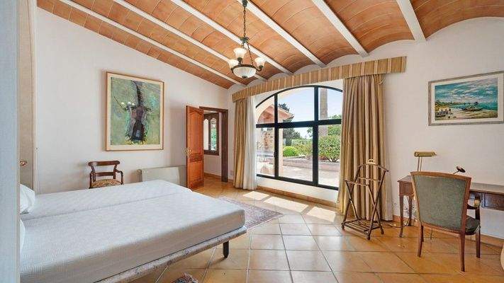 Charmante Finca mit verschiedenen Gebäuden zum Verkauf in Santanyí, Mallorca