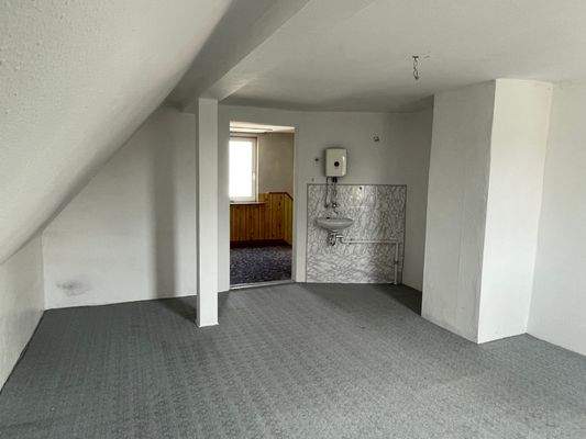 DG-ausgebautes Zimmer