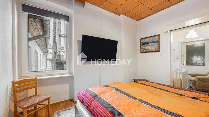 1. OG Schlafzimmer 2 1