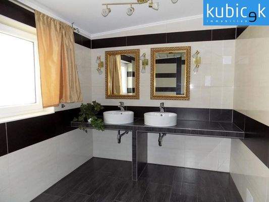 Badezimmer - Waschtische OG